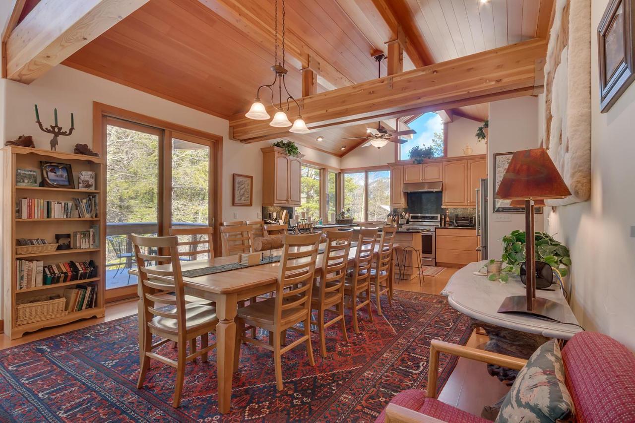 Creek Side- 4 Primary Suites, Hot Tub, Shuttle To Slopes, Pet Friendly Olympic Valley  Exterior photo