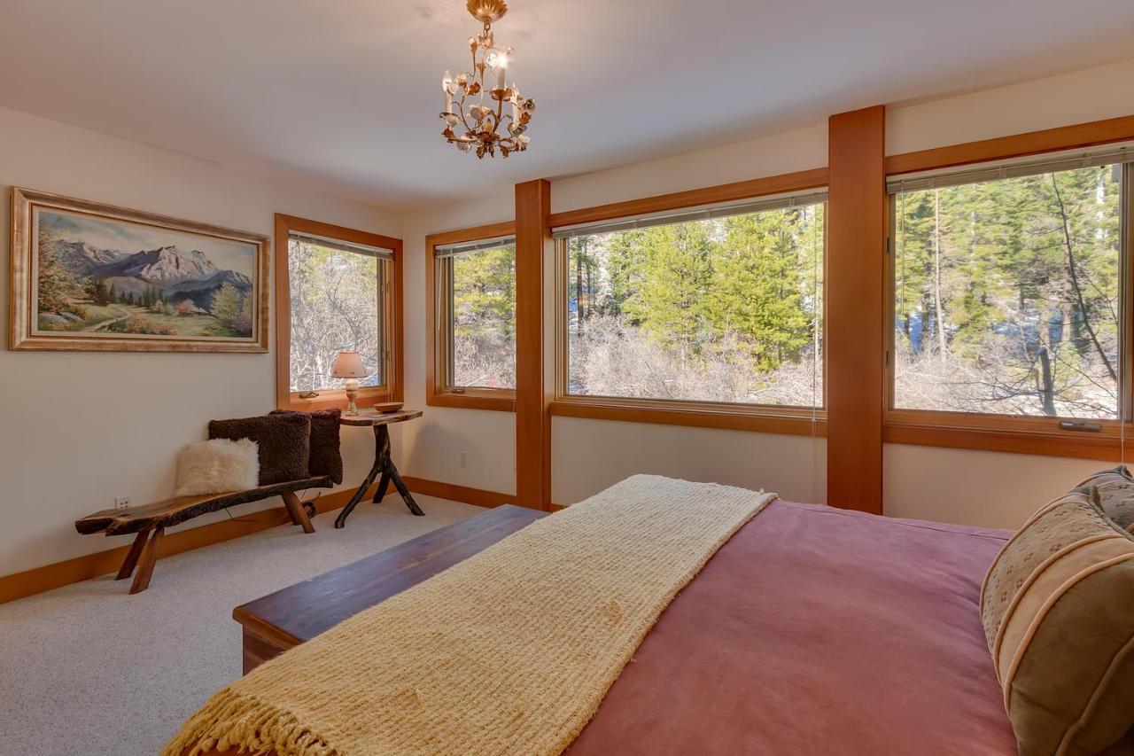 Creek Side- 4 Primary Suites, Hot Tub, Shuttle To Slopes, Pet Friendly Olympic Valley  Exterior photo